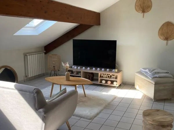 Appartement T2 centre Maurs