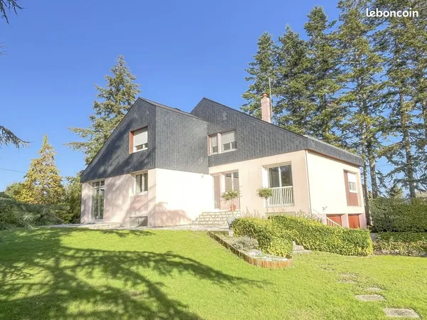 Maison 7 pièces 148 m²