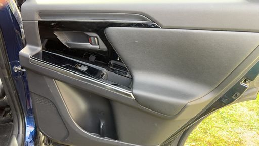 Toyota BZ4X 204 71,4 kWh - Lounge – 2025 – 30848 km – Électrique – Boîte Automatique — photo 17