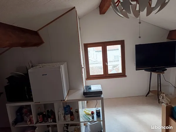 Loue grande chambre chez l'habitant