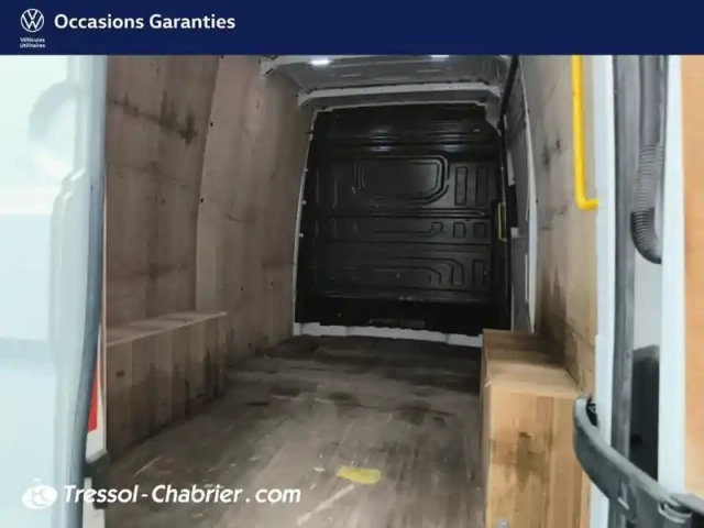 Volkswagen Crafter van 30 l3h3 2.0 tdi 140 ch business — photo 8