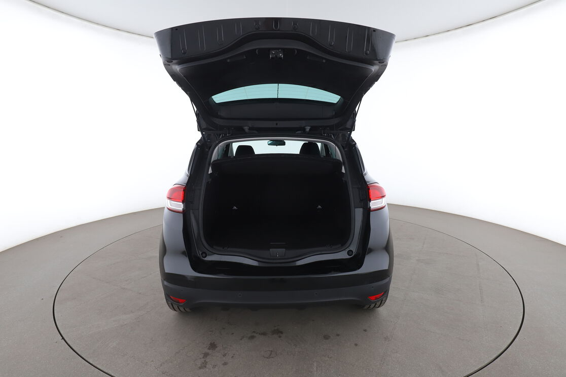 Renault Scenic 1.3 TCe Limited Deluxe — photo 15