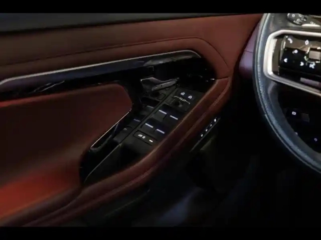 Land Rover Range Rover evoque 1.5 p300e 309ch r-dynamic autobiography awd bva mark iii — photo 10