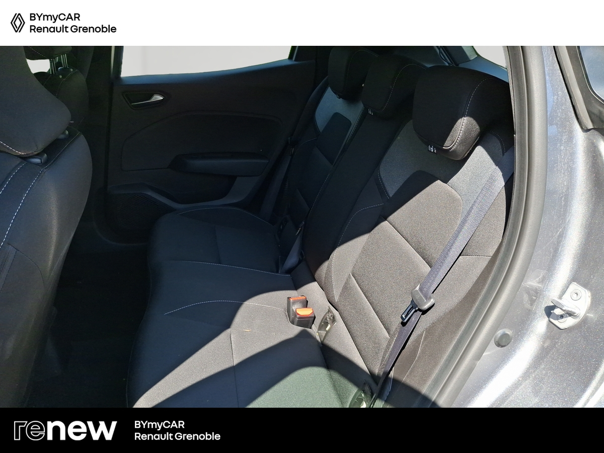 Renault Clio E-Tech full hybrid 145 ch GSR2 — photo 12
