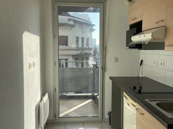 Loue studio de 30m² Lyon 8