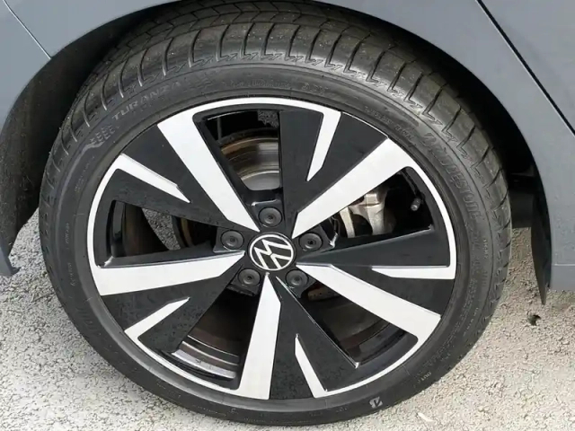 Volkswagen Golf 1.5 ehybrid 204 dsg6 — photo 29