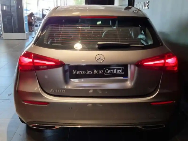 Mercedes Classe A 180 business line — photo 24