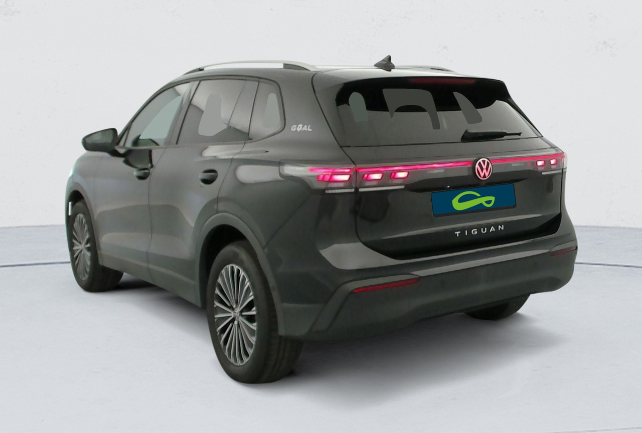 Volkswagen Tiguan — photo 3