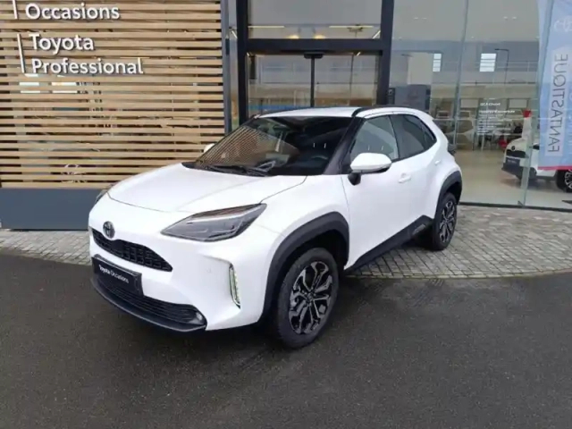 Toyota Yaris cross 116h design my25