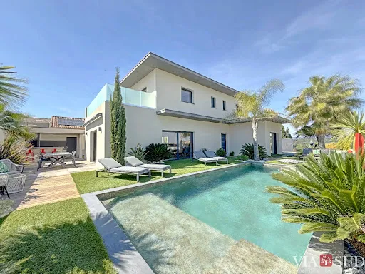 Maison 5 pièces 178 m²