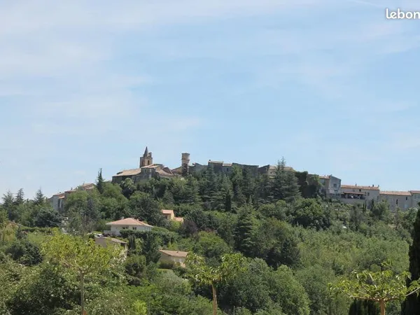 Terrain 1 000 m² Pierrevert