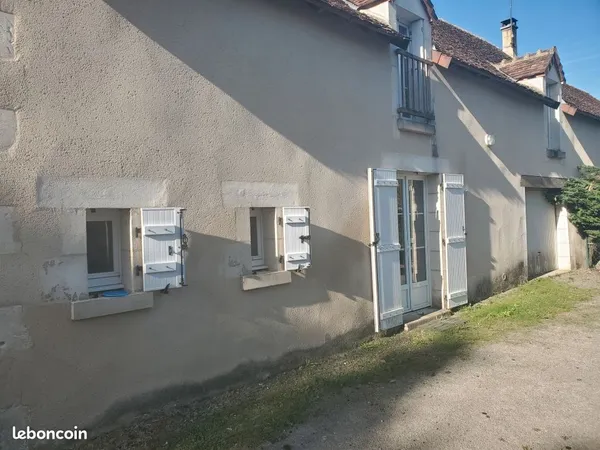 Maison dans hameau