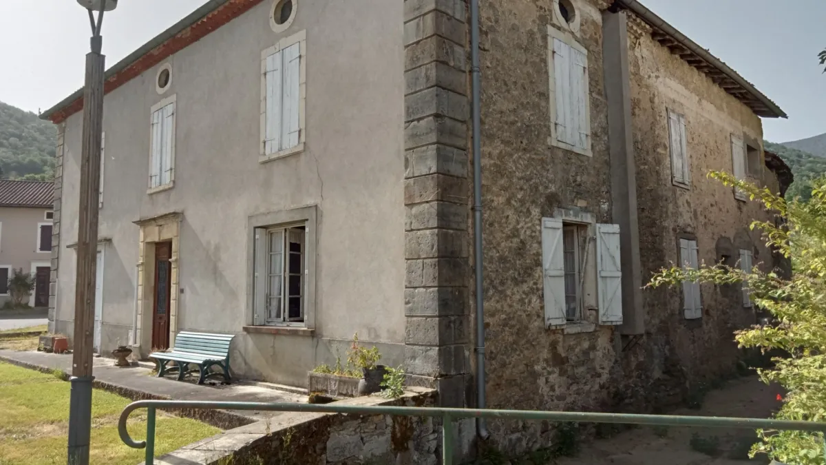 Photo 2
