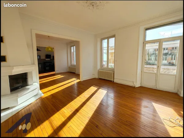 Appartement 6 pièces 158 m²