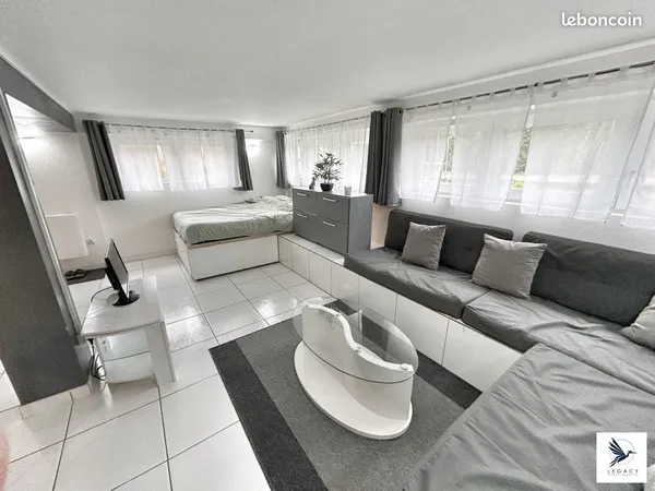 Studio 1 pièce 31 m²