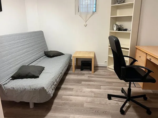 Beau studio meublé 18m² rénové