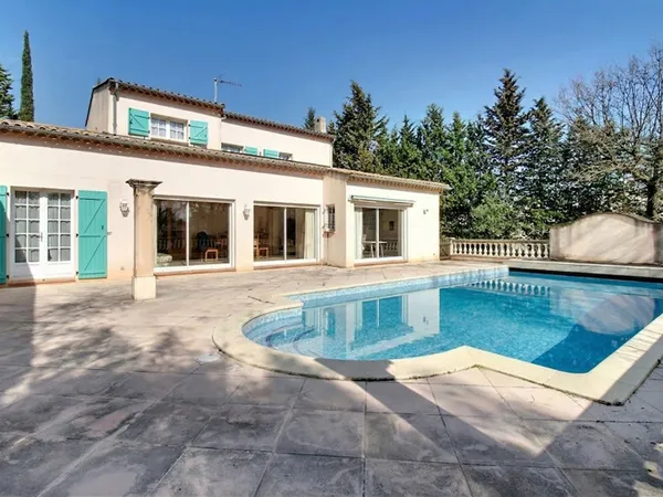 A VENDRE EN EXCLUSIVITÉ ! Villa de 146 m² sur un terrain de 996 m² à TRANS-EN-PROVENCE