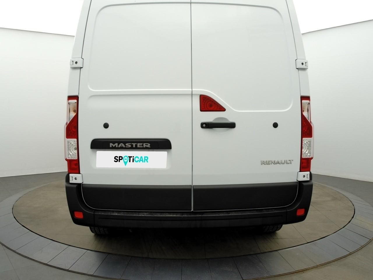 Renault Master fgn trac f3300 l2h2 blue dci 135 confort — photo 4