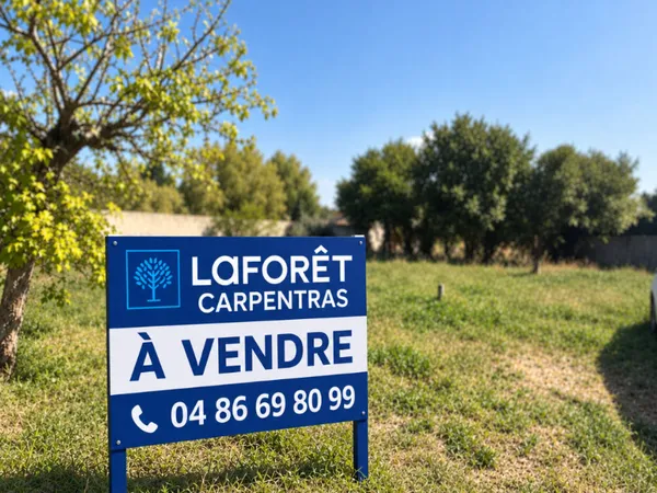 Terrain 950 m²