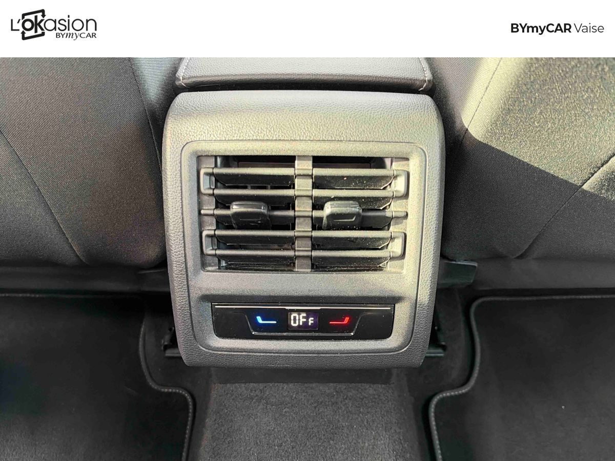 Volkswagen Golf 2.0 TDI SCR 116 DSG7 — photo 21
