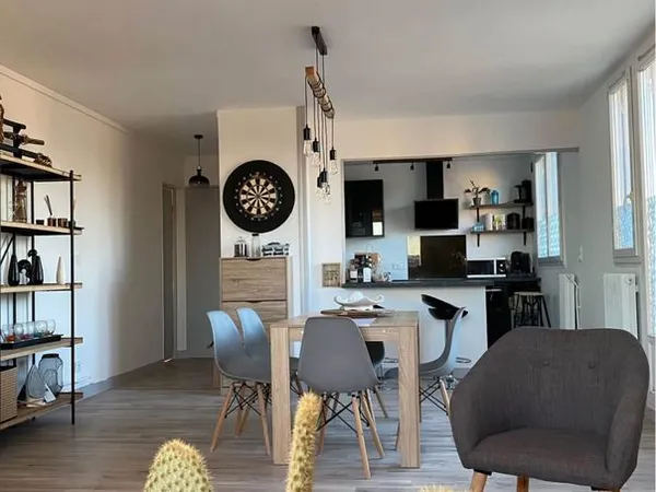 T4 lumineux et traversant de 76 m² — 3 chambres et cave — Châteauroux