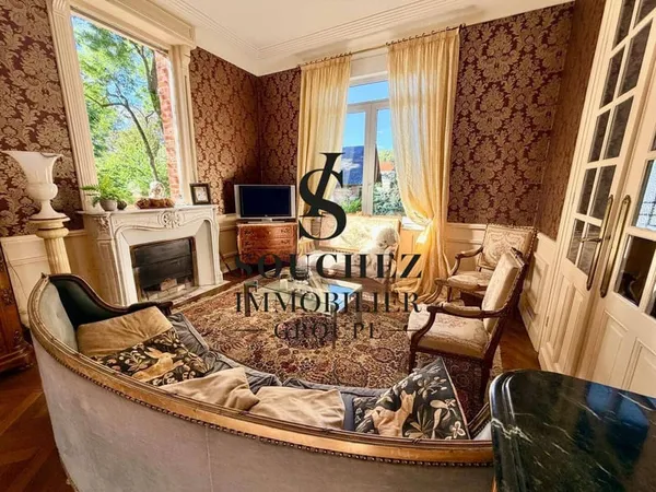 Maison 12 pièces 212 m²