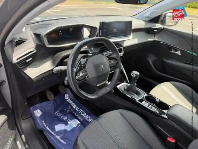 Peugeot 208 1.2 puretech 100ch s&amp;s allure — photo 29