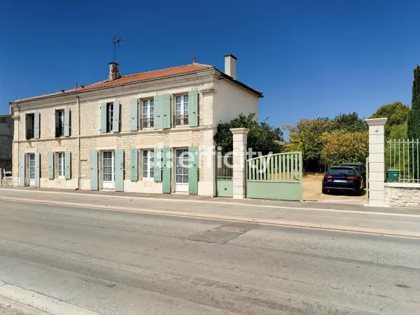 Maison 5 pièces 181 m²