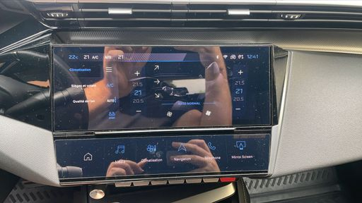 Peugeot 308 1.5 BlueHDi 130 EAT8 - Gt Pack – 2022 – 57240 km – Diesel – Boîte Automatique — photo 7