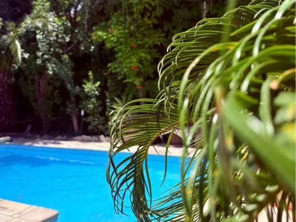 Chambre en bail mobilité - maison avec piscine - la penne-sur-huveaune
