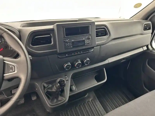 Renault Master fgn trac f3500 l2h2 blue dci 135 — photo 12