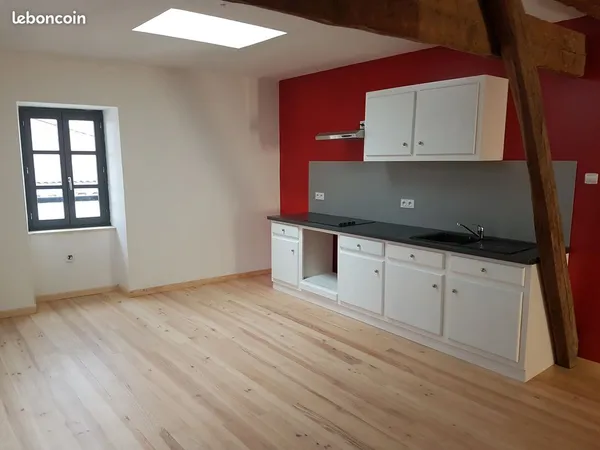 Appartement F3 beaucoup de charme , sécurisé