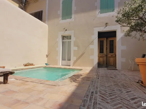 Magnifique maison de village T4 meublé - piscine - pierres - Bollène Centre