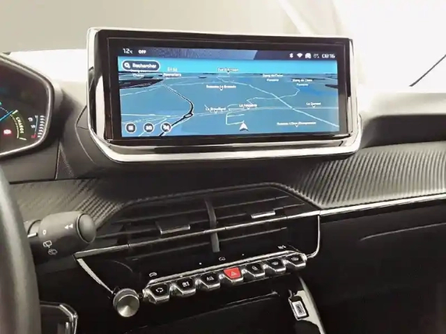 Peugeot 208 hybrid 110 e-dcs6 — photo 41
