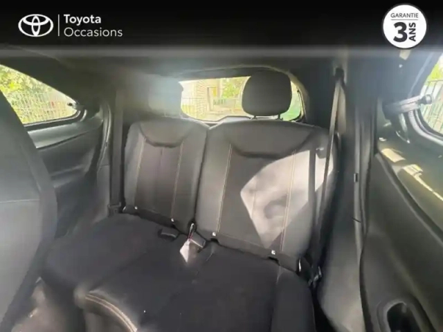 Toyota Aygo x 1.0 vvt-i 72ch air limited s-cvt — photo 12