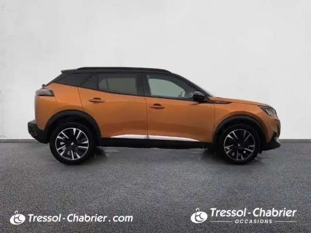 Peugeot 2008 bluehdi 130 s&amp;s eat8 gt — photo 6