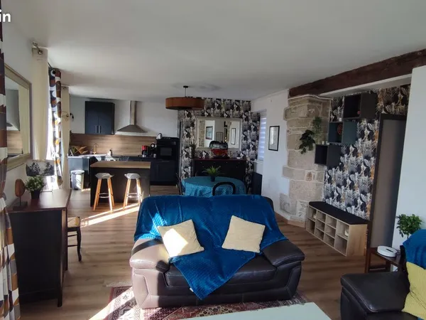 T3 duplex standing meublé place au beurre