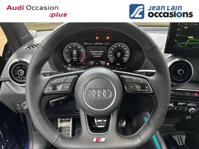 Audi Q2 35 tfsi 150 s tronic 7 — photo 12