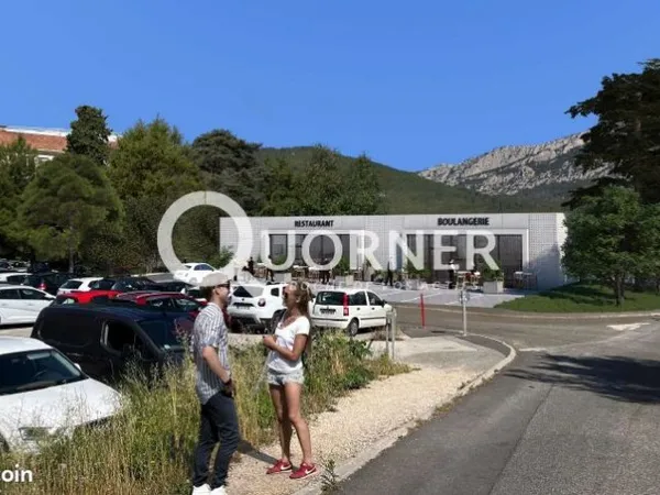 Local 285 m² La Valette-du-Var