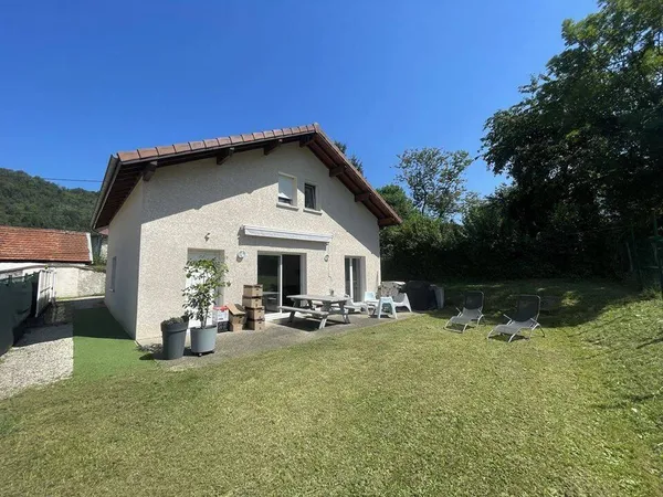 Maison 5 pièces 100 m²
