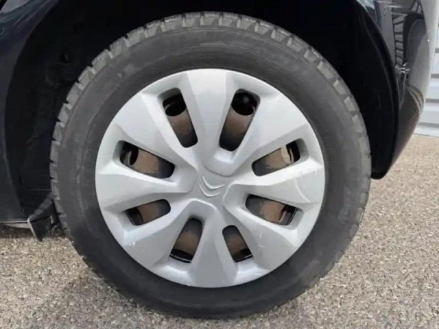 Citroën C1 vti 68 feel 5p — photo 5