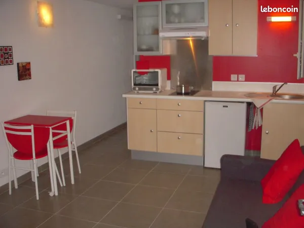 Appartement coquet meublé