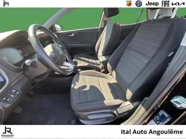 Kia Stonic 1.0 t-gdi 100ch active — photo 9