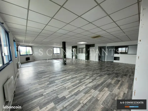 Bureaux 290 m² CHASSIEU