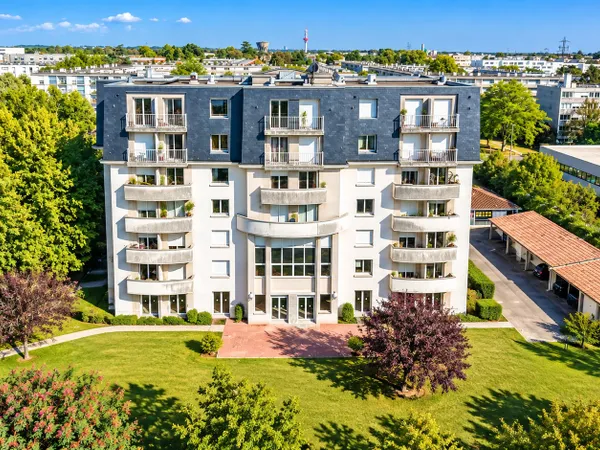 Studio 1 pièce - 20,50 m² - CENON (33150)