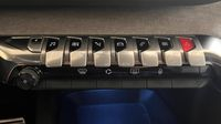 Peugeot 3008 HYBRID 225ch GT e-EAT8 — photo 21