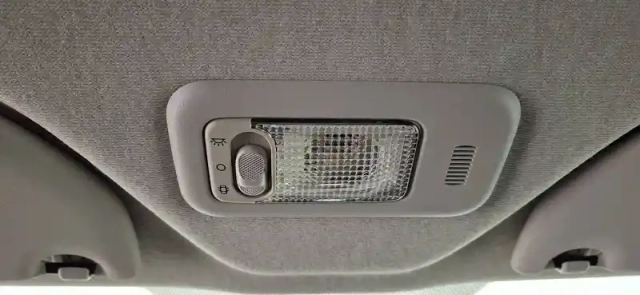 Peugeot 108 vti 72ch bvm5 — photo 90