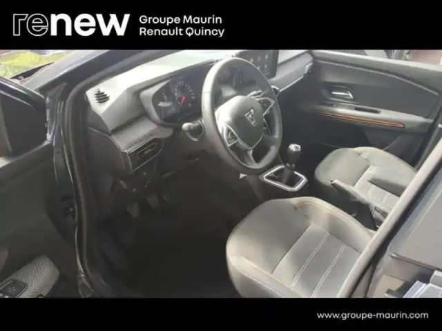 Dacia Sandero 1.0 tce 90ch stepway confort -22 — photo 14