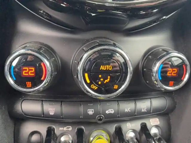 Mini Mini hatch 3 portes cooper se 184 ch — photo 48
