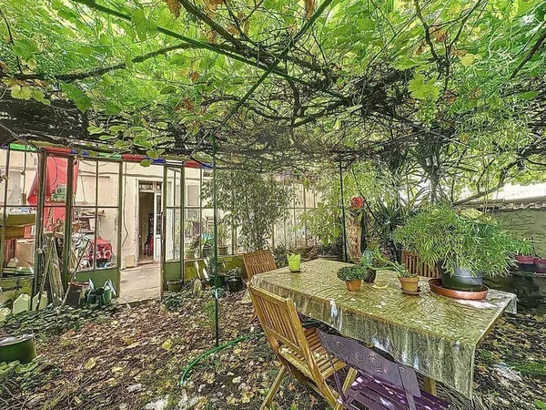 Immeuble 378 m²